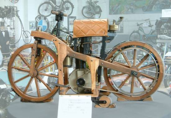 Daimler Reitrad (kopie) in museum Moers-Arsberg